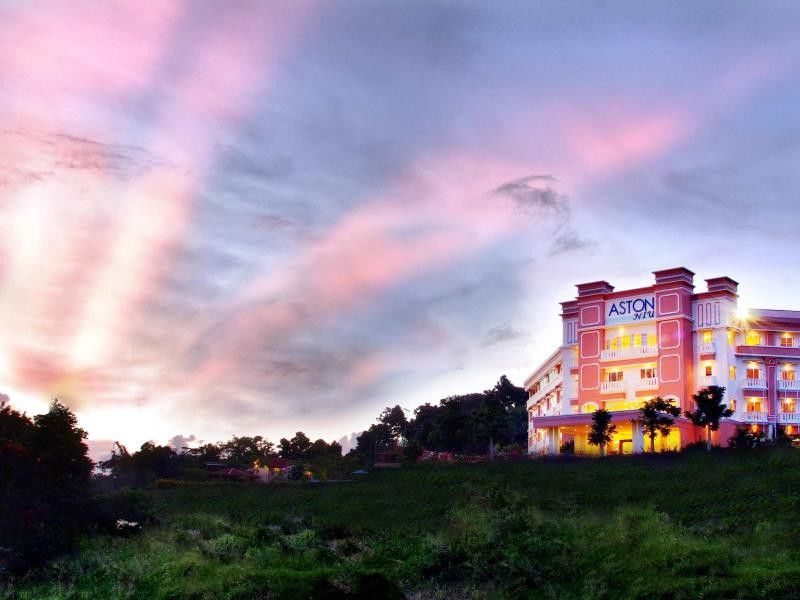 Aston Niu Manokwari Hotel&Conference Center Esterno foto