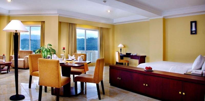 Aston Niu Manokwari Hotel&Conference Center Esterno foto