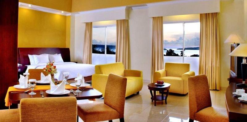 Aston Niu Manokwari Hotel&Conference Center Esterno foto