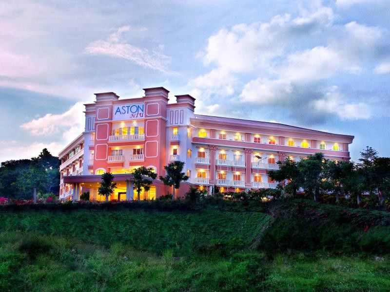 Aston Niu Manokwari Hotel&Conference Center Esterno foto