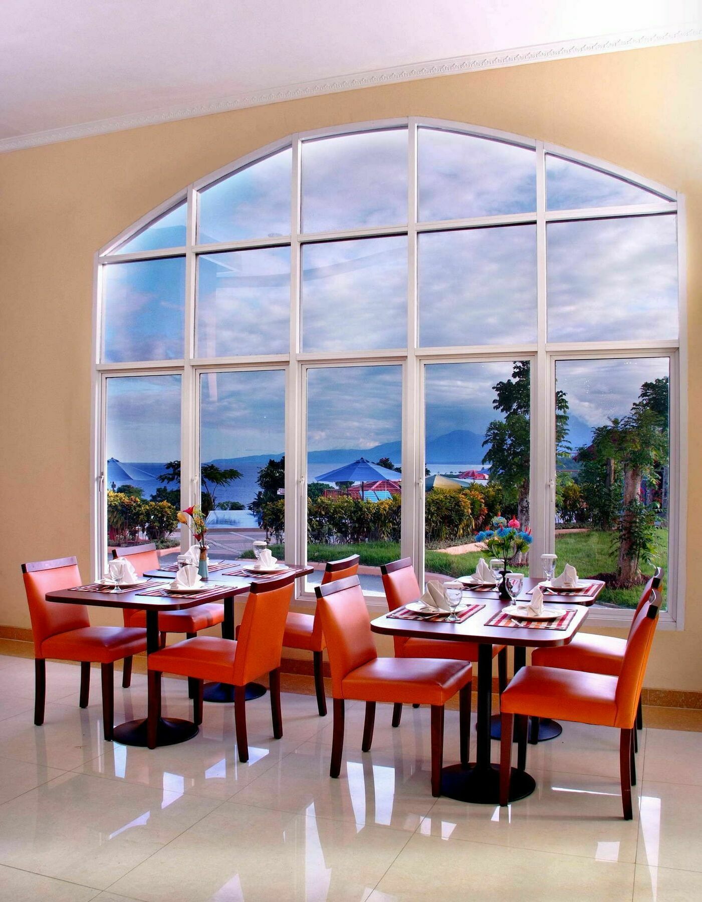 Aston Niu Manokwari Hotel&Conference Center Esterno foto