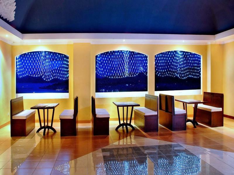 Aston Niu Manokwari Hotel&Conference Center Esterno foto
